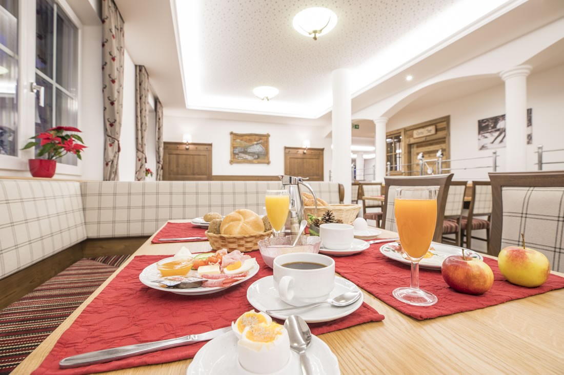 Frühstücken im Aparthotel Paradies