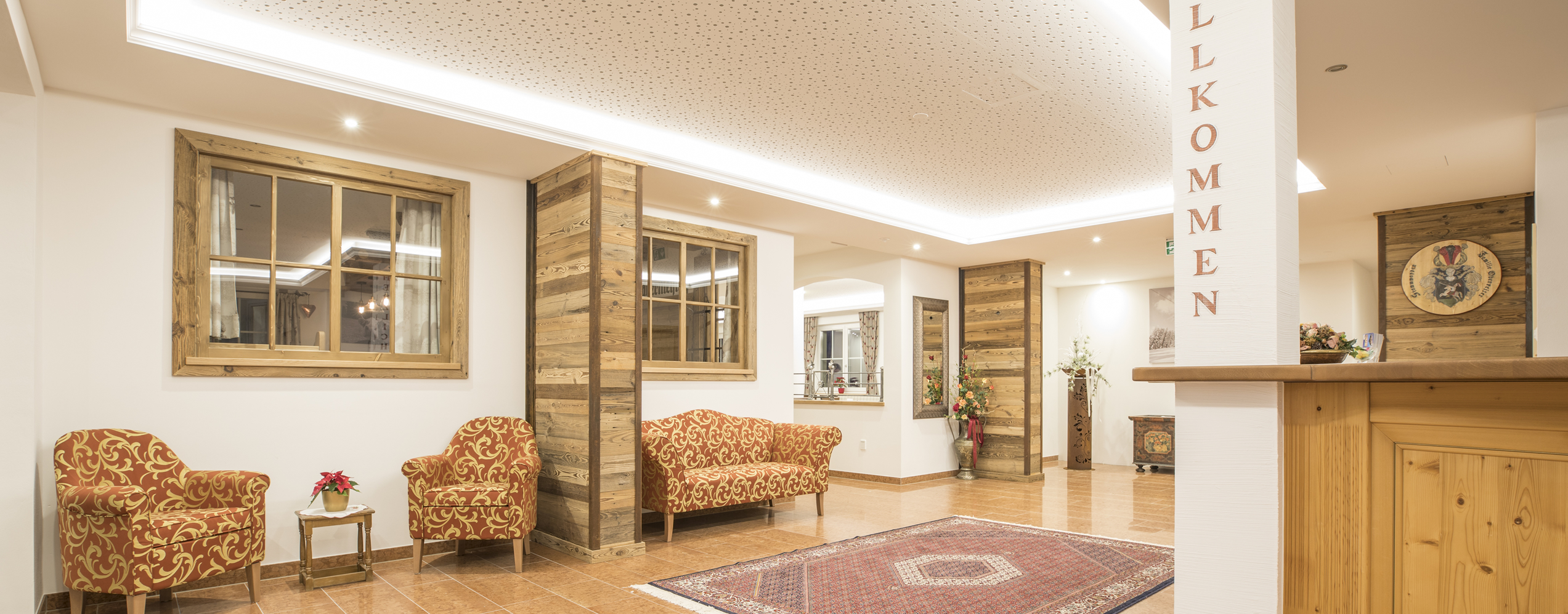 Neue Rezeption und Empfangshalle im Schrempfgut in Flachau